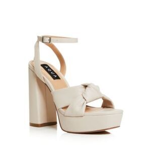 AQUA Womens Ivory 1" Platform Lory Square Toe Block Heel Heeled Sandal 9.5 M